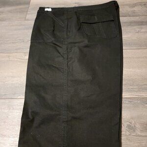 Croft and Barrow Black capri's size 10